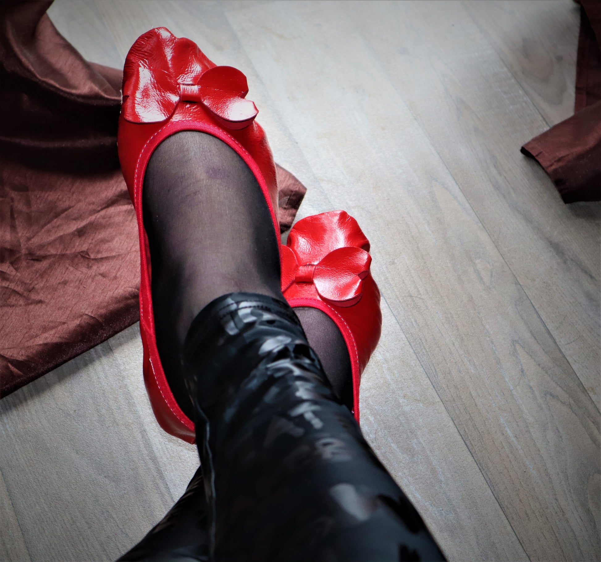 MajestiBallerina Reisehausschuhe Sophie Schmuck Design Ballerina aus Lackleder