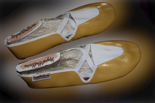 MajestiBallerina handmade criss cross Gymnastikschuhe Slippers colour Design mit Ledersohle