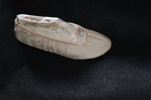 MajestiBallerina Theresa Gymnastikschuhe mit neuartiger schwarzer Gummisohle