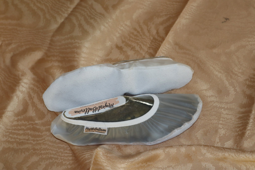 Premium semitransparent Majestiballerina Bubble Gum Edition